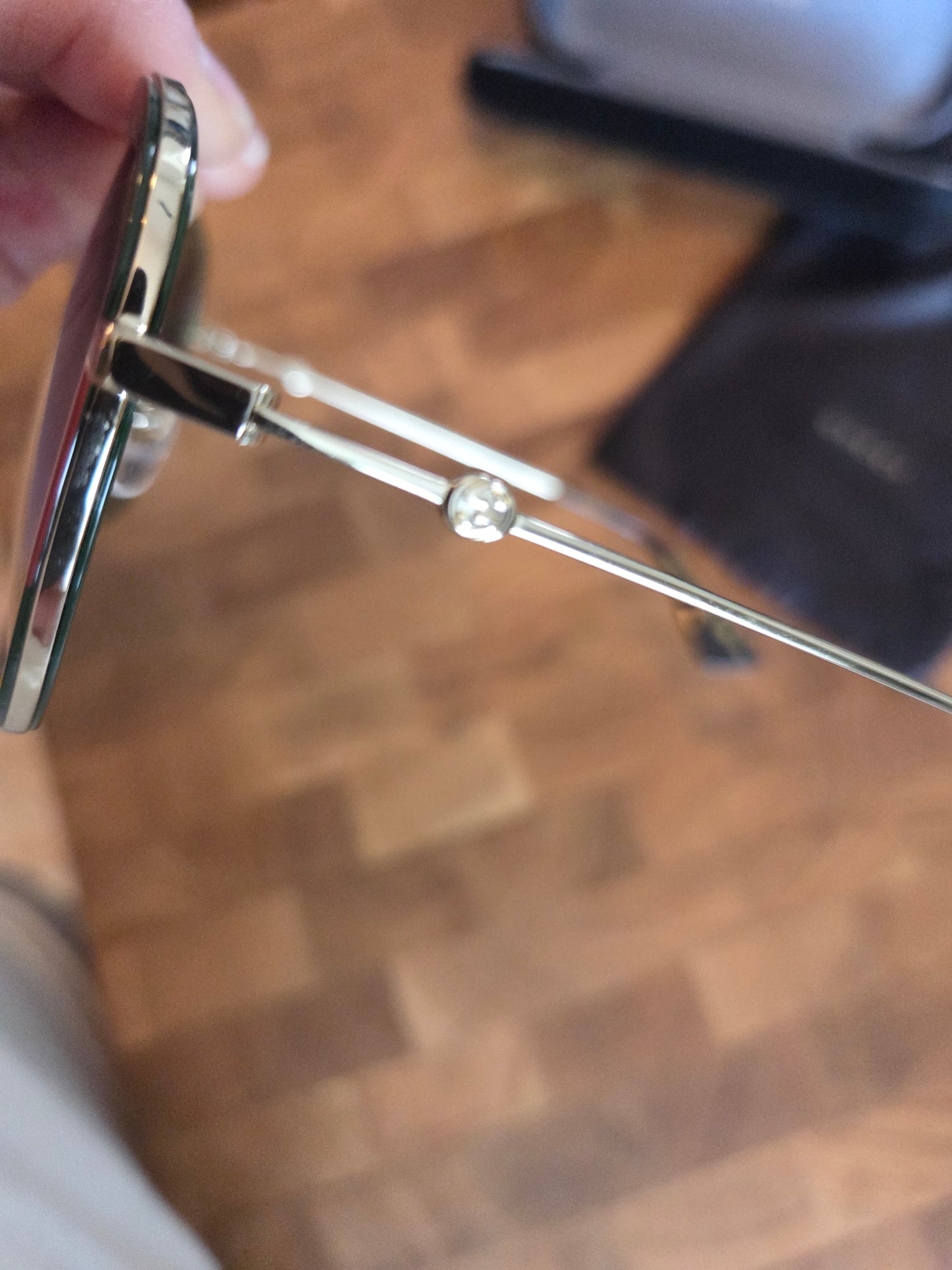 Gucci green/red rimmed aviator
