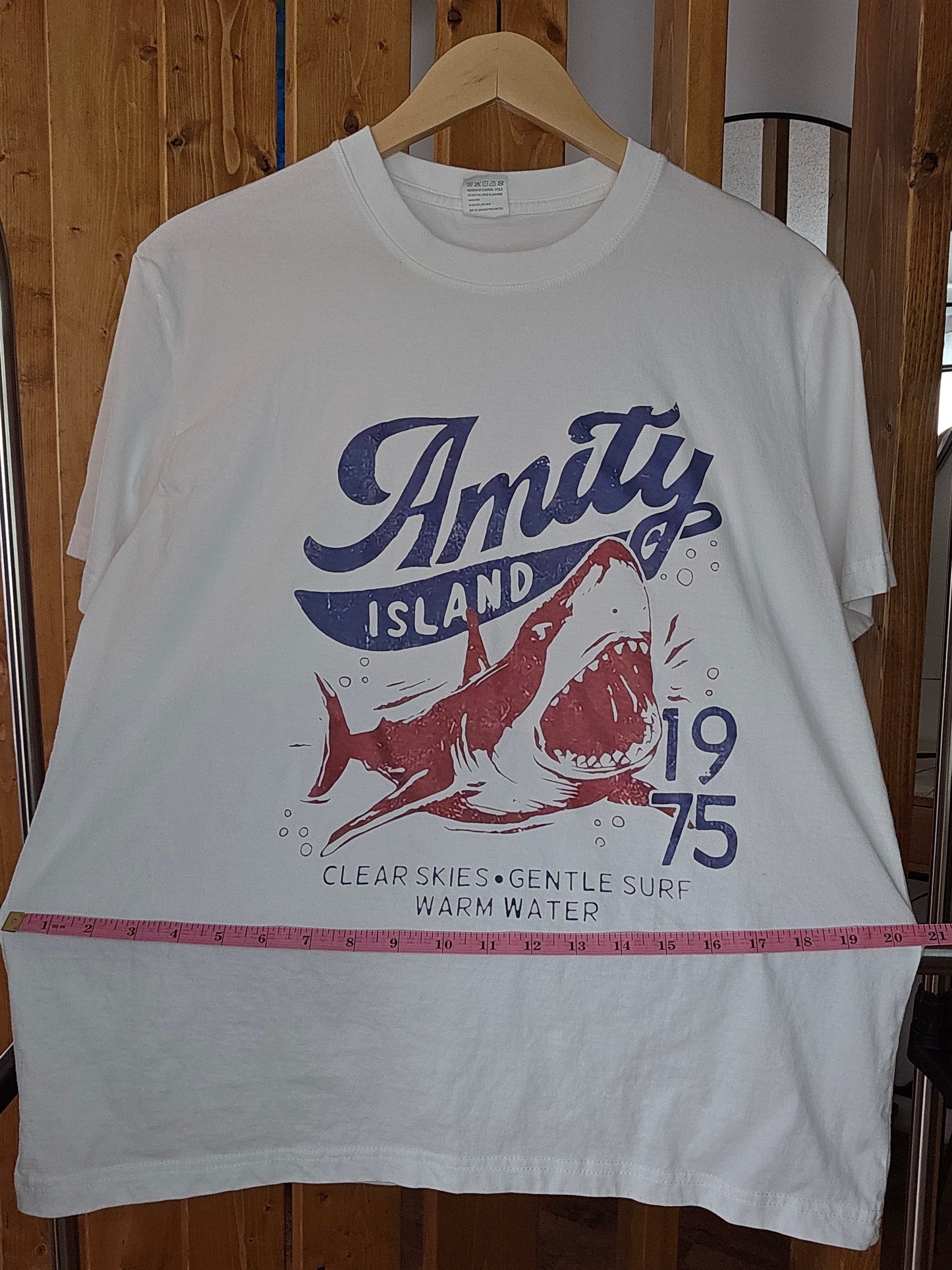 White Amity Island