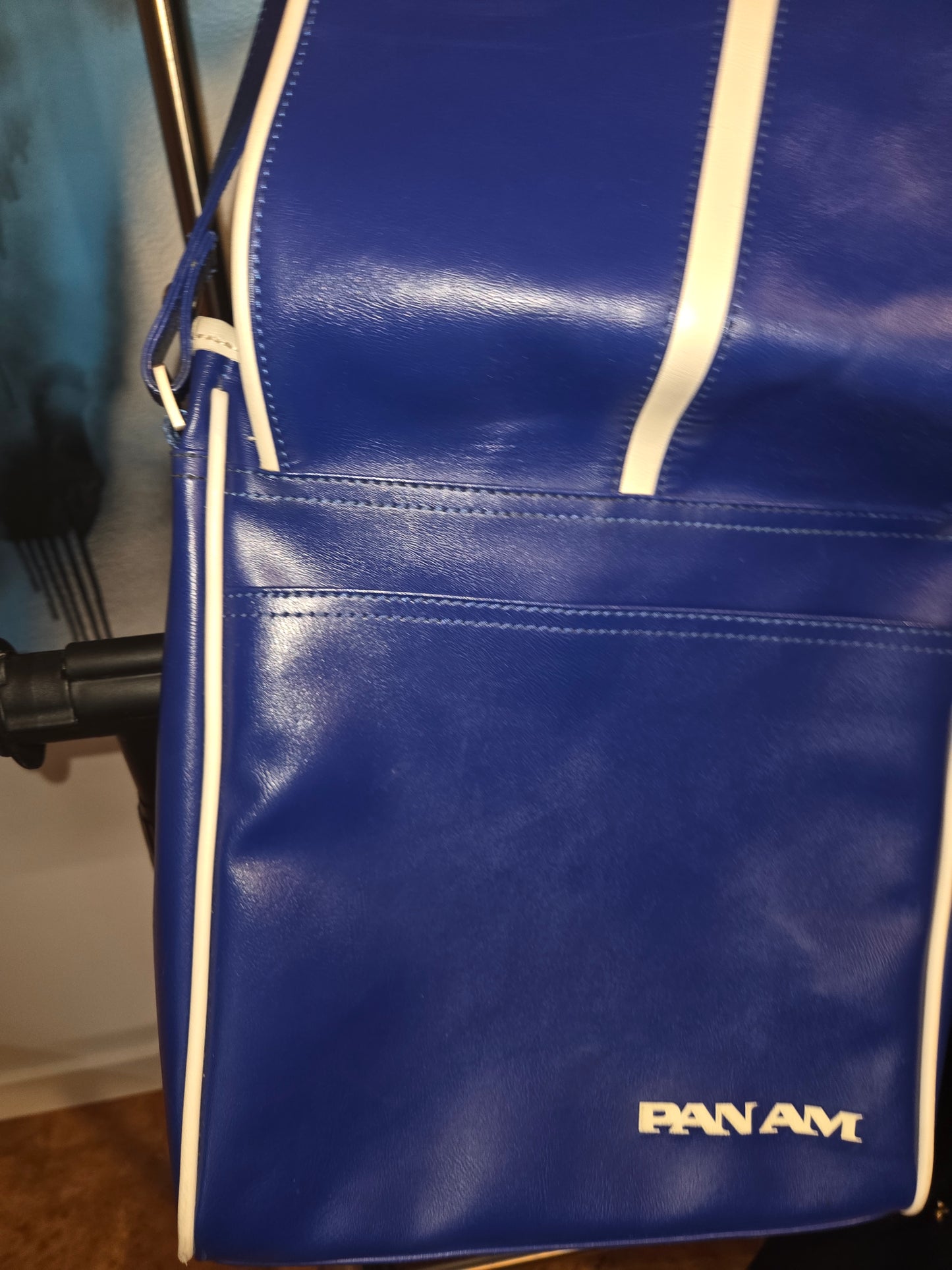 Pan Am Vintage Blue & White shoulder bag 1960's??