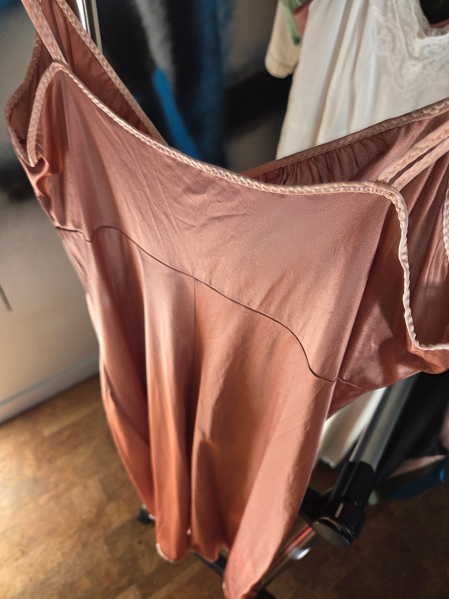 Kayser vintage knee length slip