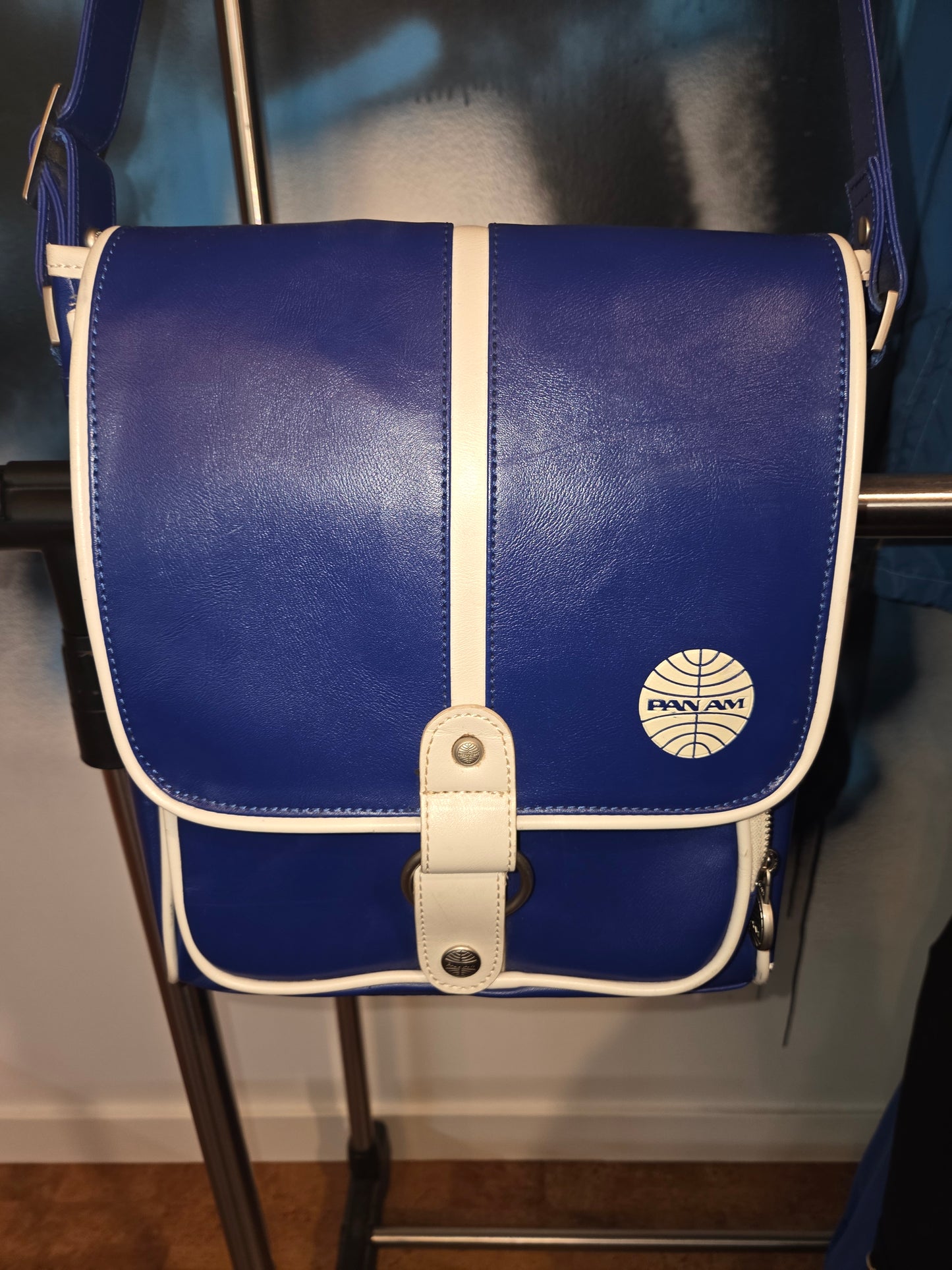 Pan Am Vintage Blue & White shoulder bag 1960's??
