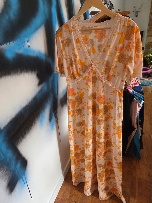 Floral night loungewear..vintage...Italian tags