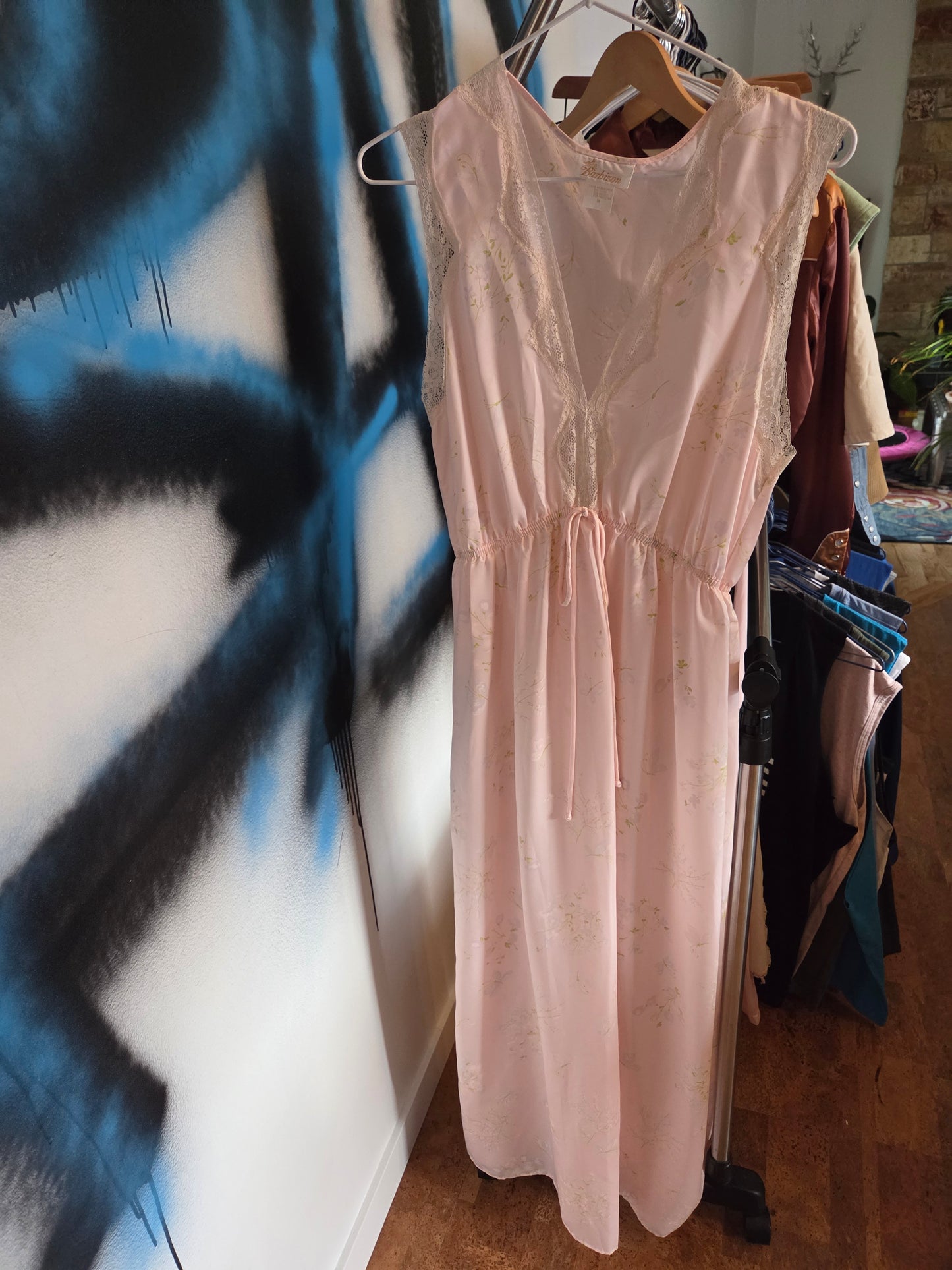 Vintage light pink loungwear ..Barbizon...USA