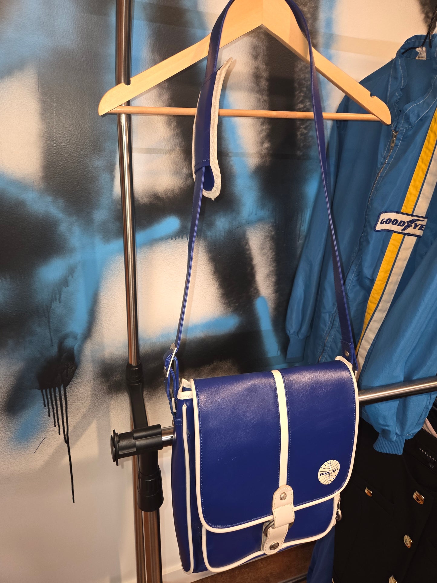Pan Am Vintage Blue & White shoulder bag 1960's??