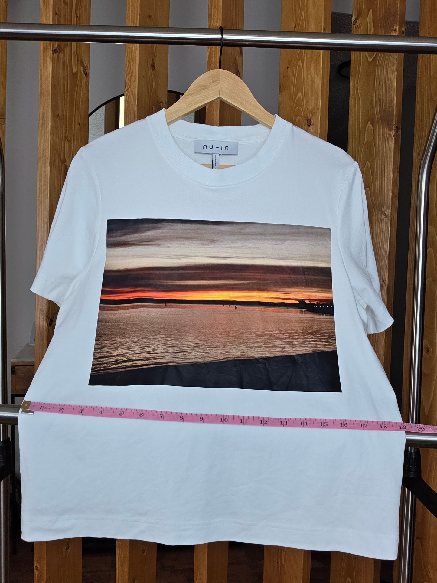 LA PAZ street art collection white.. ocean sunset