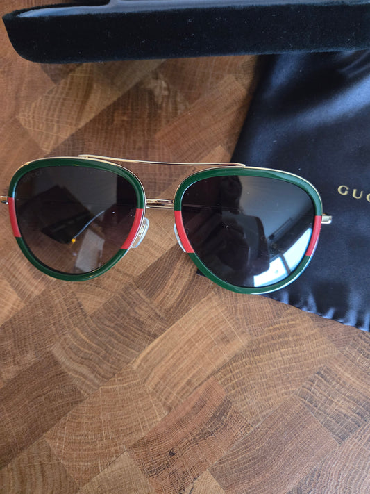 Gucci green/red rimmed aviator